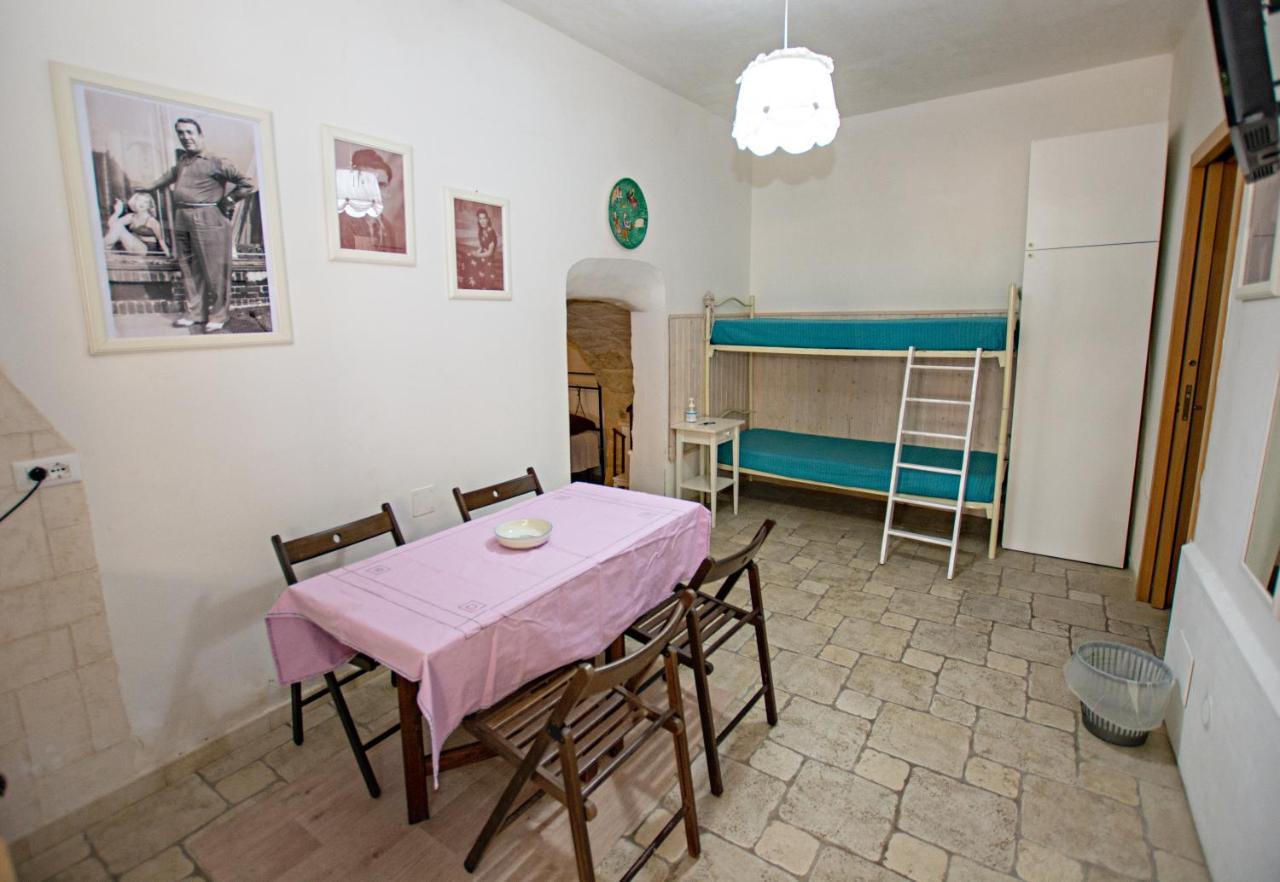 Vacanze Al San Domenico Mola di Bari Bagian luar foto