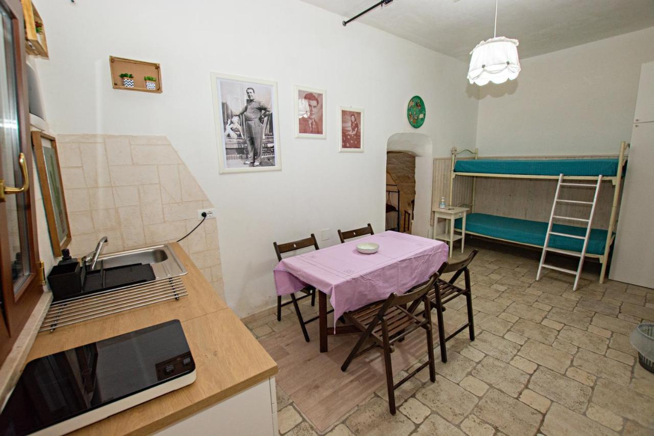 Vacanze Al San Domenico Mola di Bari Bagian luar foto
