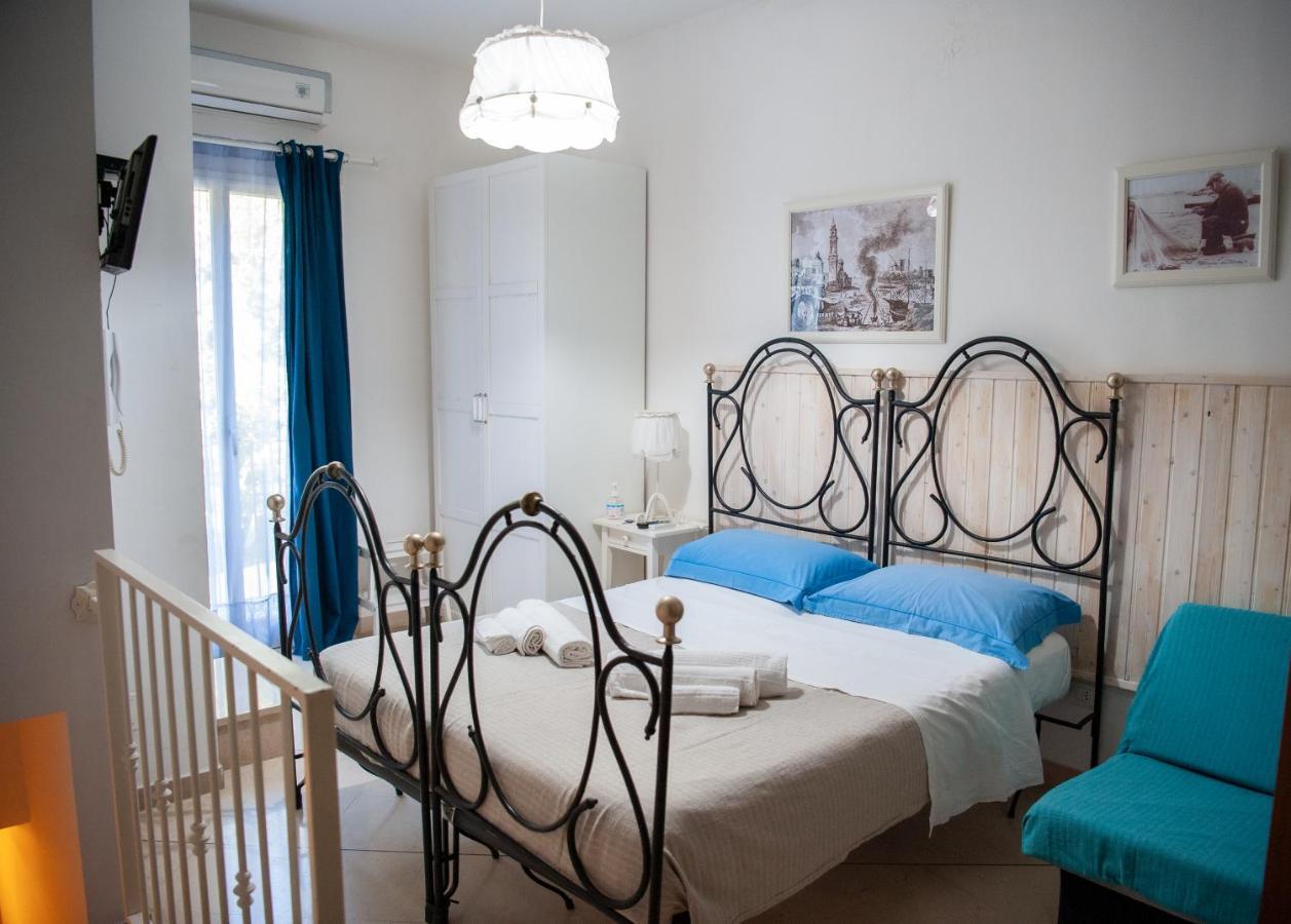 Vacanze Al San Domenico Mola di Bari Bagian luar foto