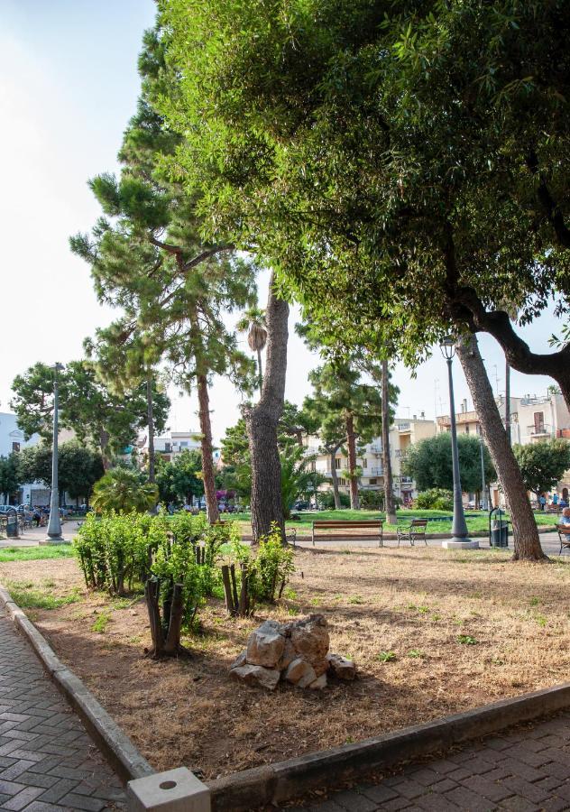 Vacanze Al San Domenico Mola di Bari Bagian luar foto